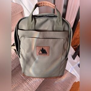 Adventurist Weekender Green Adventure Backpack